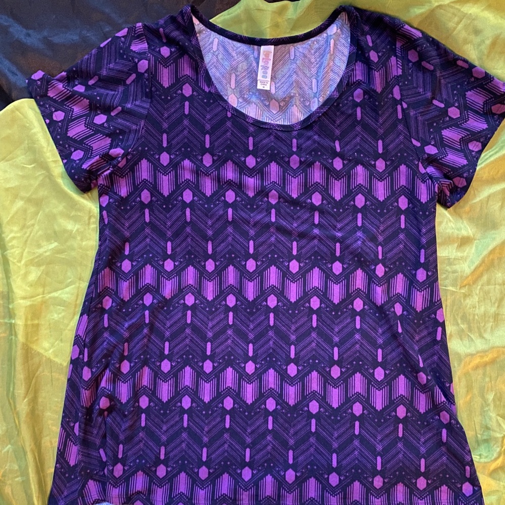 Purple patterned LuLaRoe shirt M